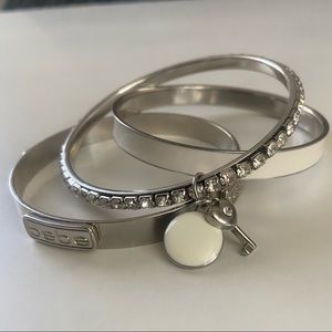 Bebe stack bracelet set